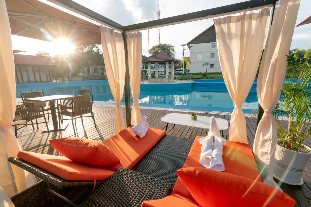 36Manor International Sport Hotel Виентиане Екстериор снимка