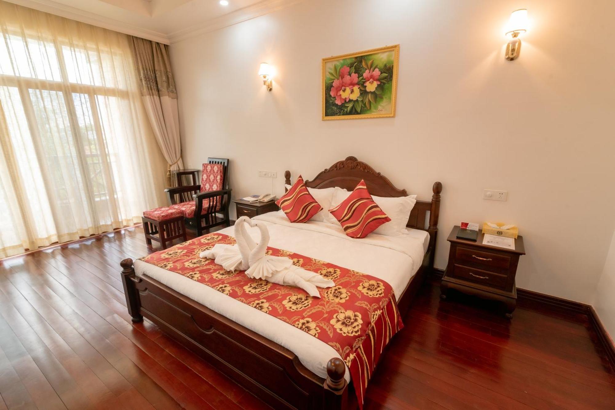 36Manor International Sport Hotel Виентиане Екстериор снимка