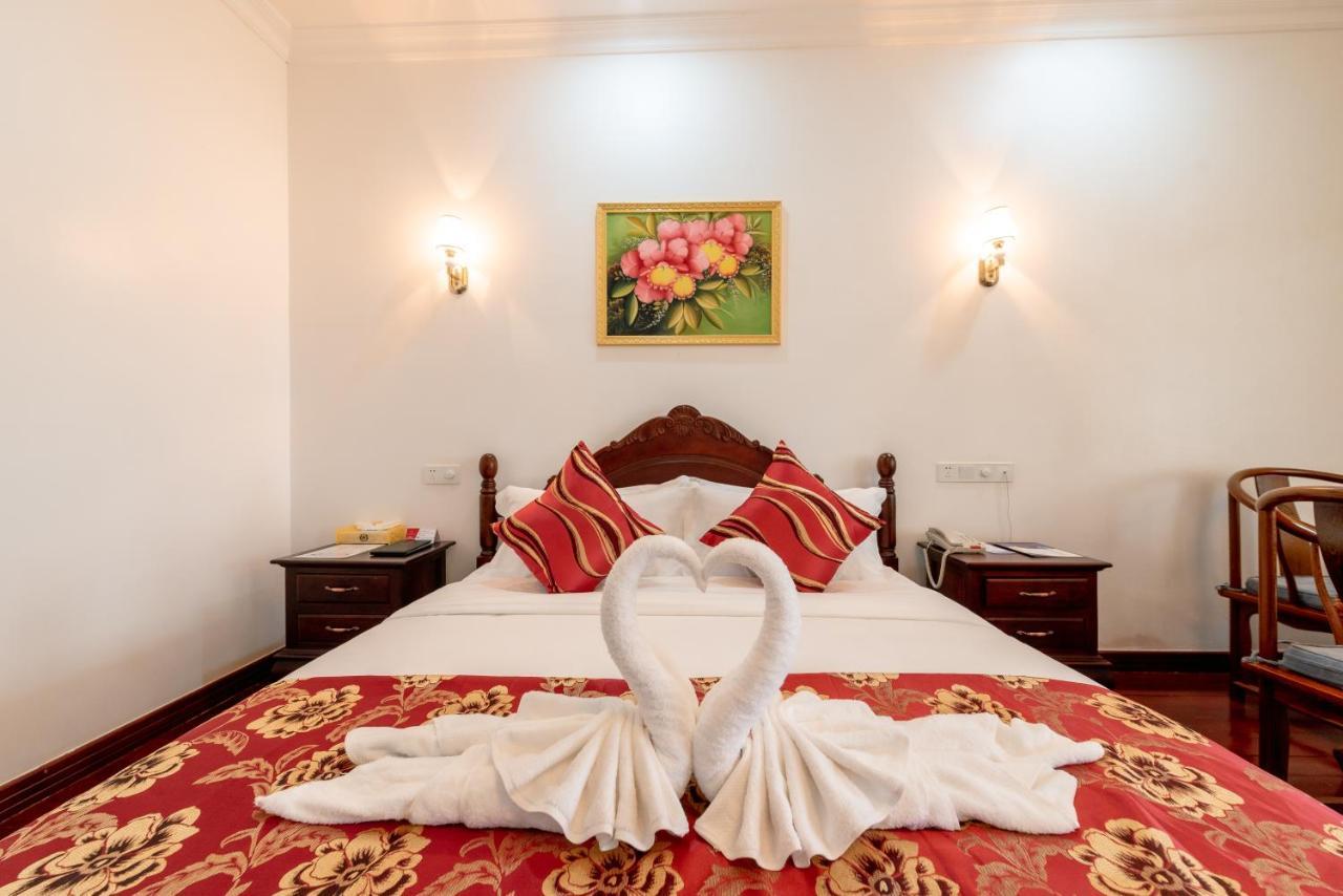 36Manor International Sport Hotel Виентиане Екстериор снимка